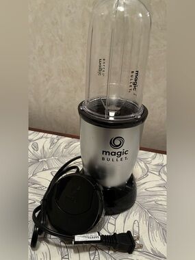 Magic Bullet Blender Perfect for Single Blends! MBR-0401 Mini